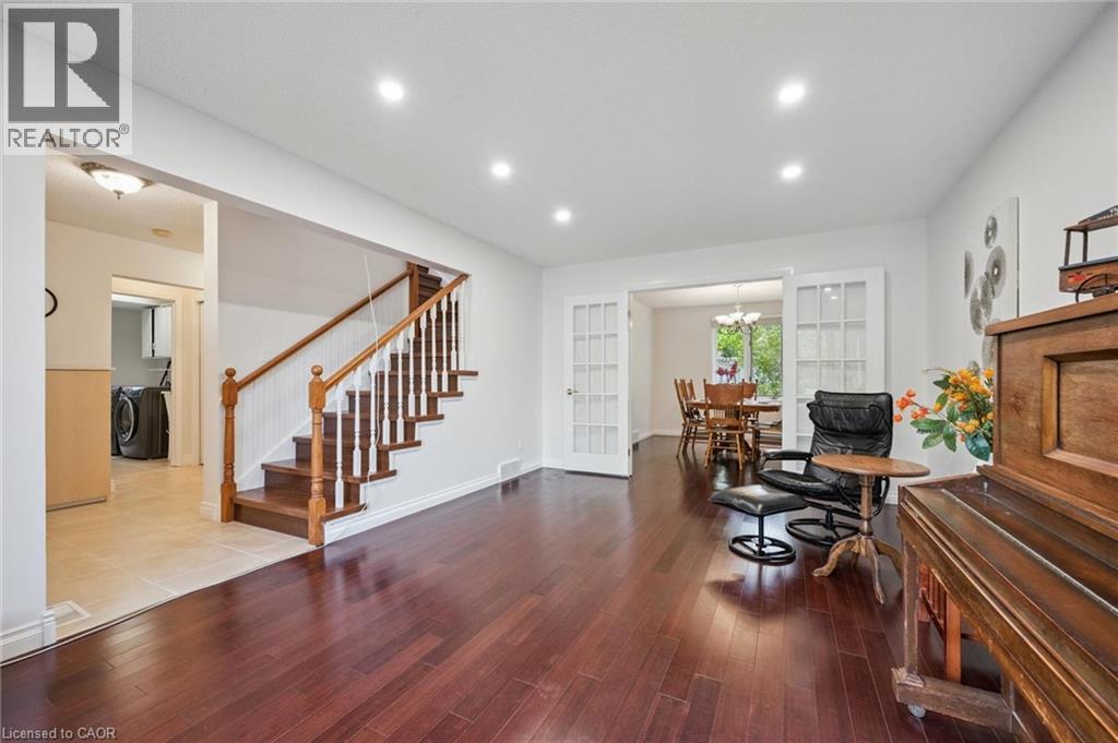 599 Beechwood Drive, Waterloo, Ontario  N2T 1Z4 - Photo 9 - 40798306