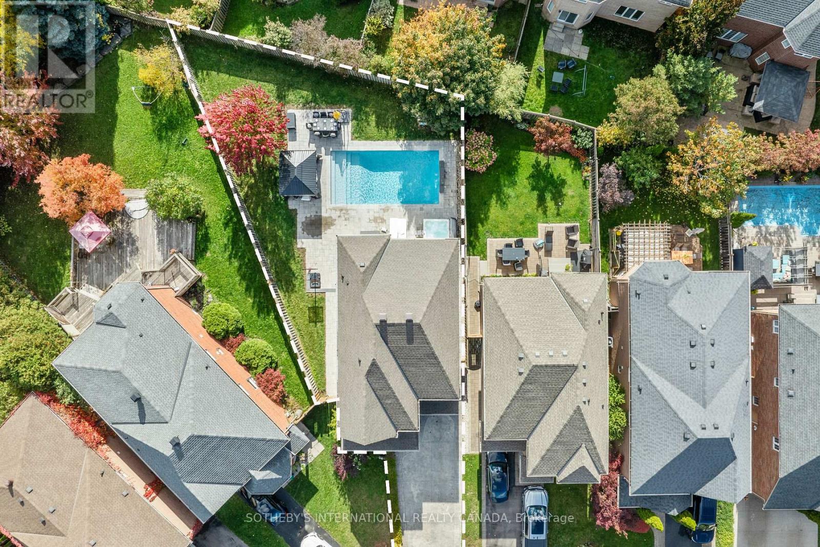 2182 Meadowglen Drive, Oakville, Ontario  L6M 4C9 - Photo 35 - W12692688