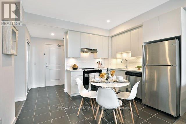 318 - 2490 Old Bronte Road, Oakville, Ontario  L6M 0Y5 - Photo 10 - W12692696