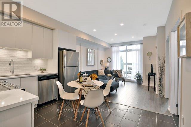 318 - 2490 Old Bronte Road, Oakville, Ontario  L6M 0Y5 - Photo 5 - W12692696