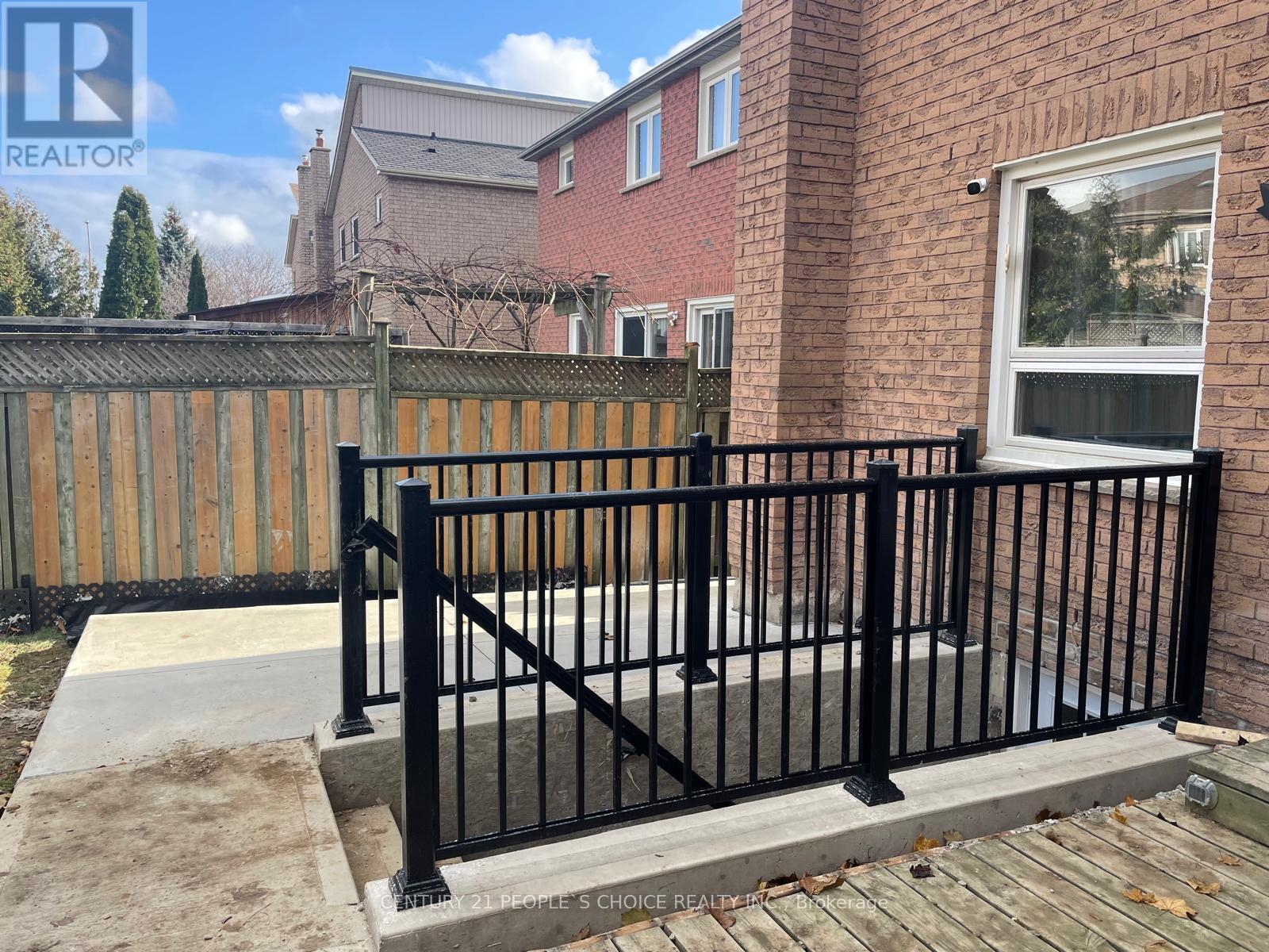 Bsmt - 319 Barber Drive, Halton Hills, Ontario  L7G 5H7 - Photo 2 - W12692700