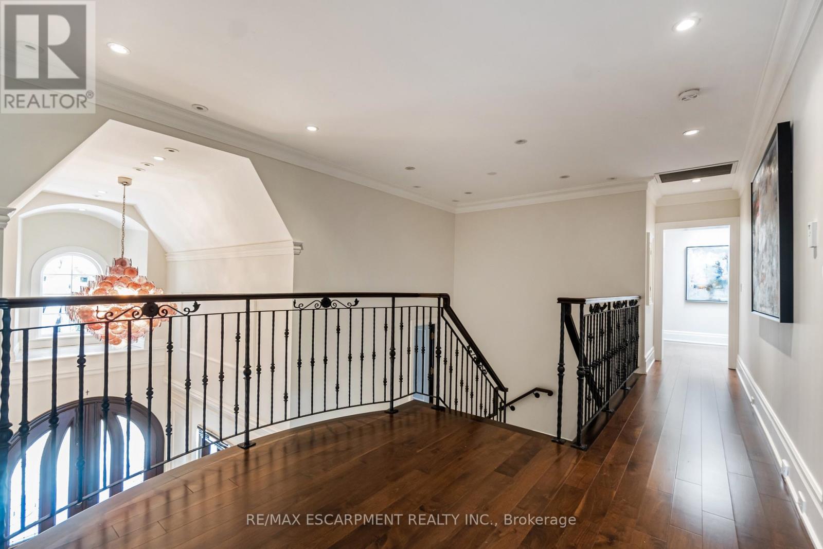 1476 Carmen Drive, Mississauga, Ontario  L5G 3Z1 - Photo 25 - W12692732