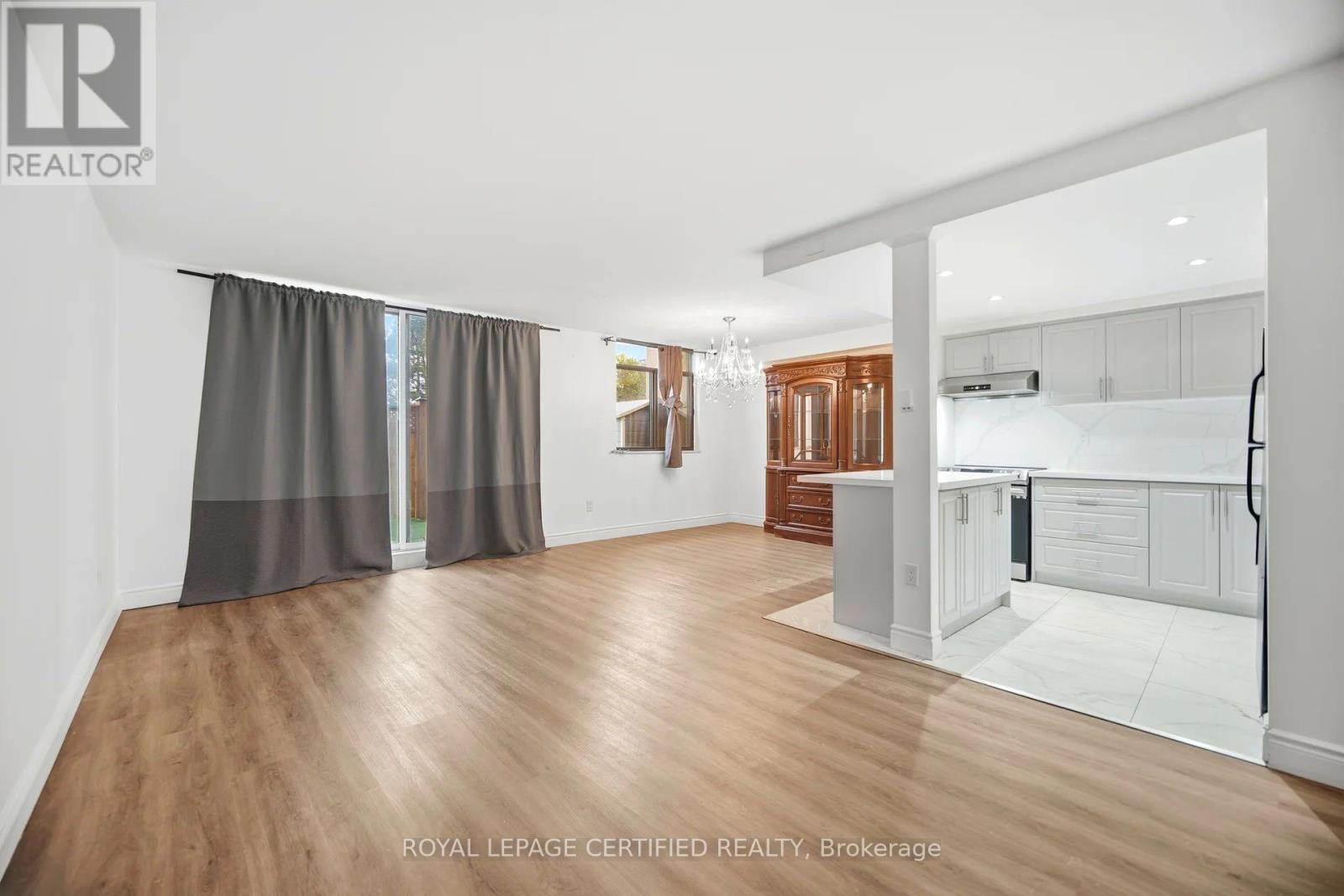 112 - 2645 Jane Street, Toronto (Glenfield-Jane Heights), Ontario  M3L 2J3 - Photo 11 - W12692752