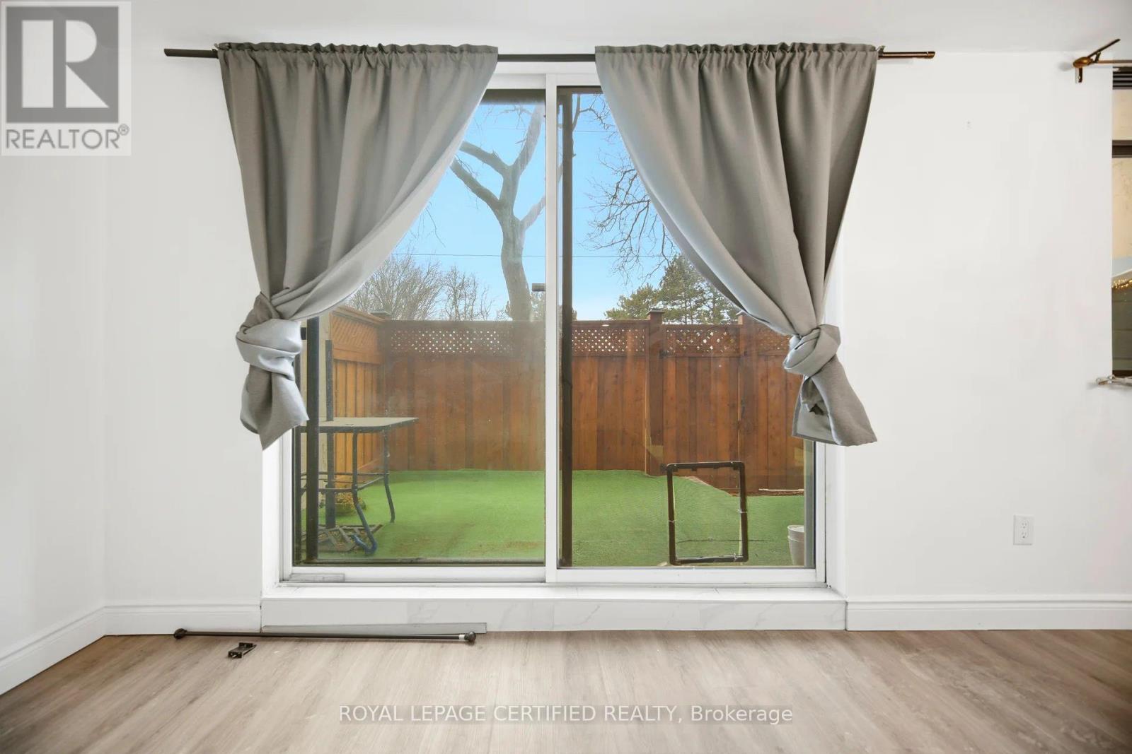 112 - 2645 Jane Street, Toronto (Glenfield-Jane Heights), Ontario  M3L 2J3 - Photo 34 - W12692752