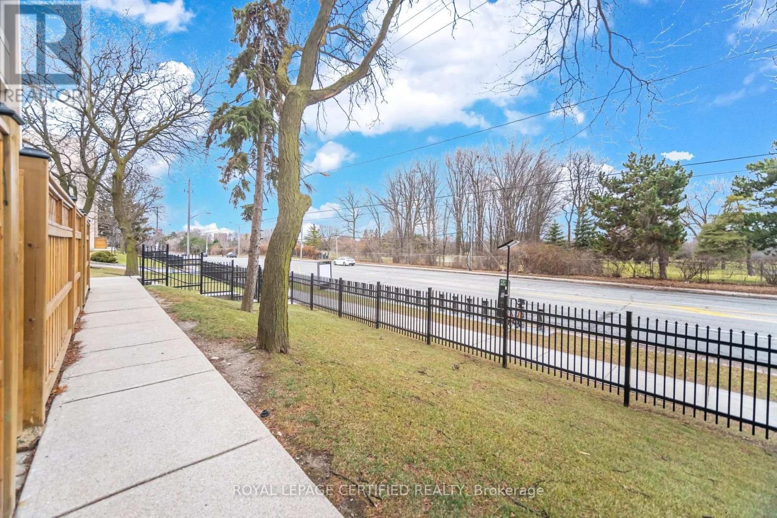 112 - 2645 Jane Street, Toronto (Glenfield-Jane Heights), Ontario  M3L 2J3 - Photo 39 - W12692752