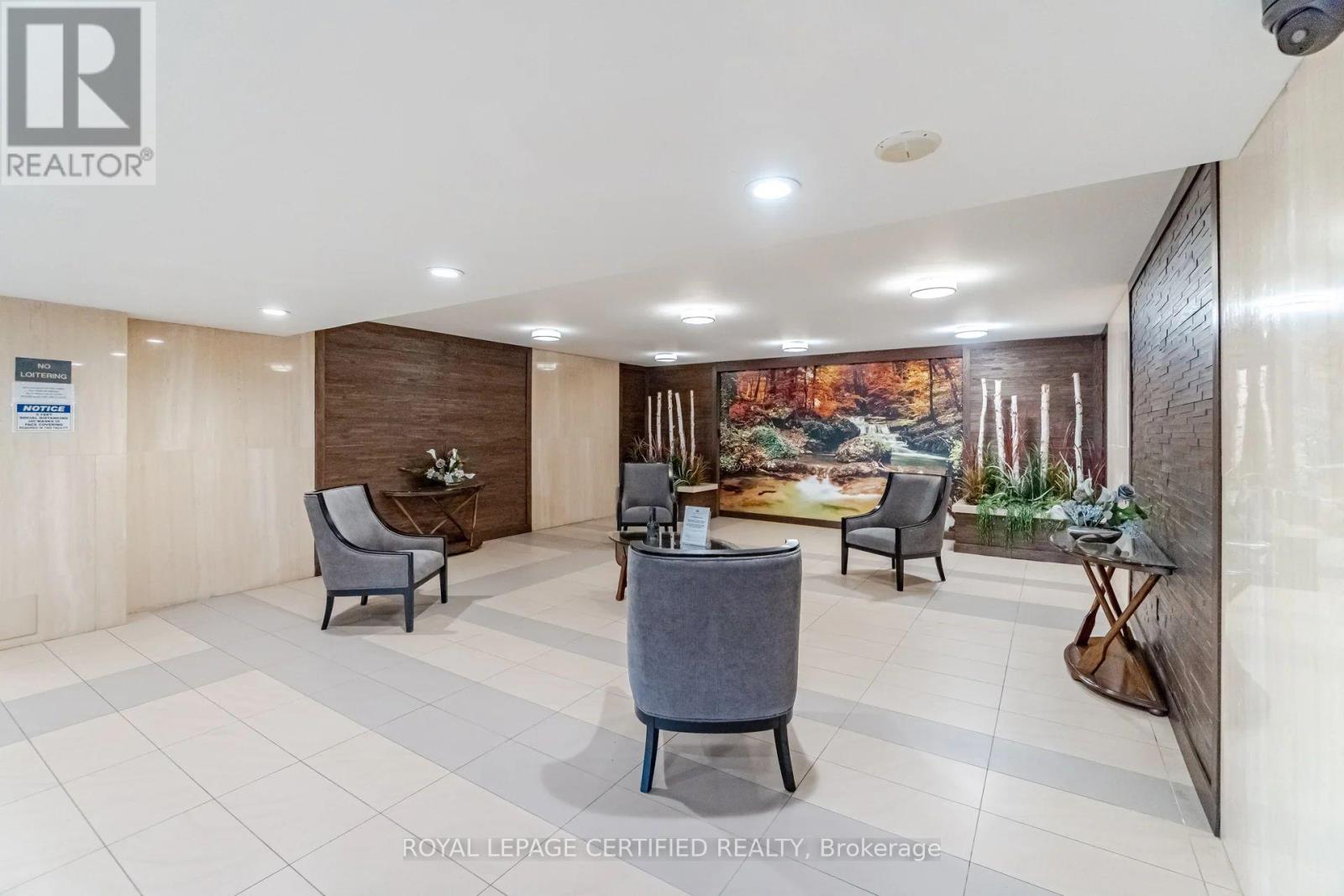 112 - 2645 Jane Street, Toronto (Glenfield-Jane Heights), Ontario  M3L 2J3 - Photo 4 - W12692752