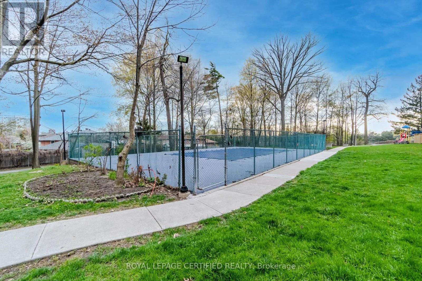 112 - 2645 Jane Street, Toronto (Glenfield-Jane Heights), Ontario  M3L 2J3 - Photo 44 - W12692752