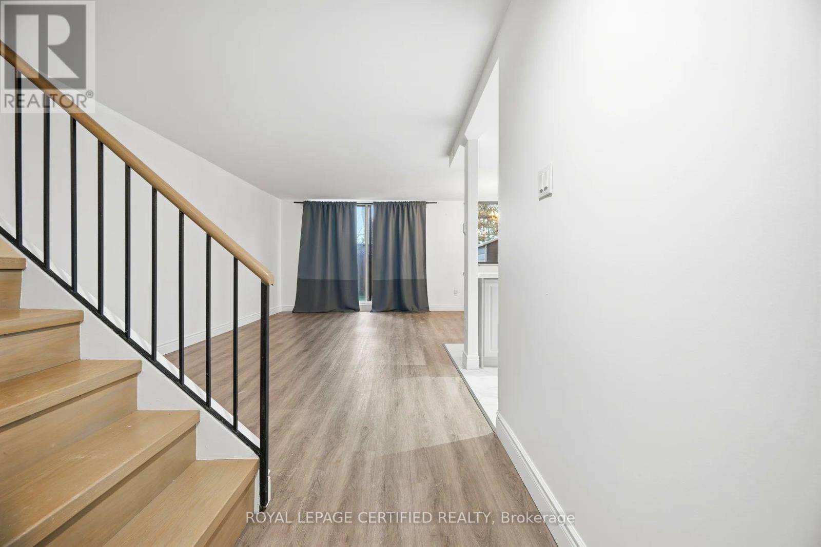 112 - 2645 Jane Street, Toronto (Glenfield-Jane Heights), Ontario  M3L 2J3 - Photo 8 - W12692752