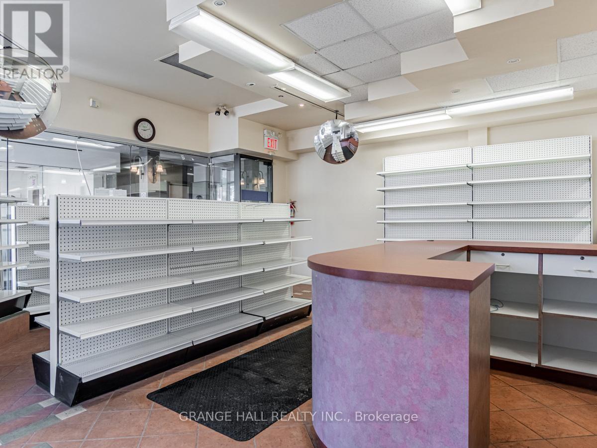 101 - 1649 Dufferin Street, Toronto, Ontario  M6H 4H5 - Photo 9 - W12692754