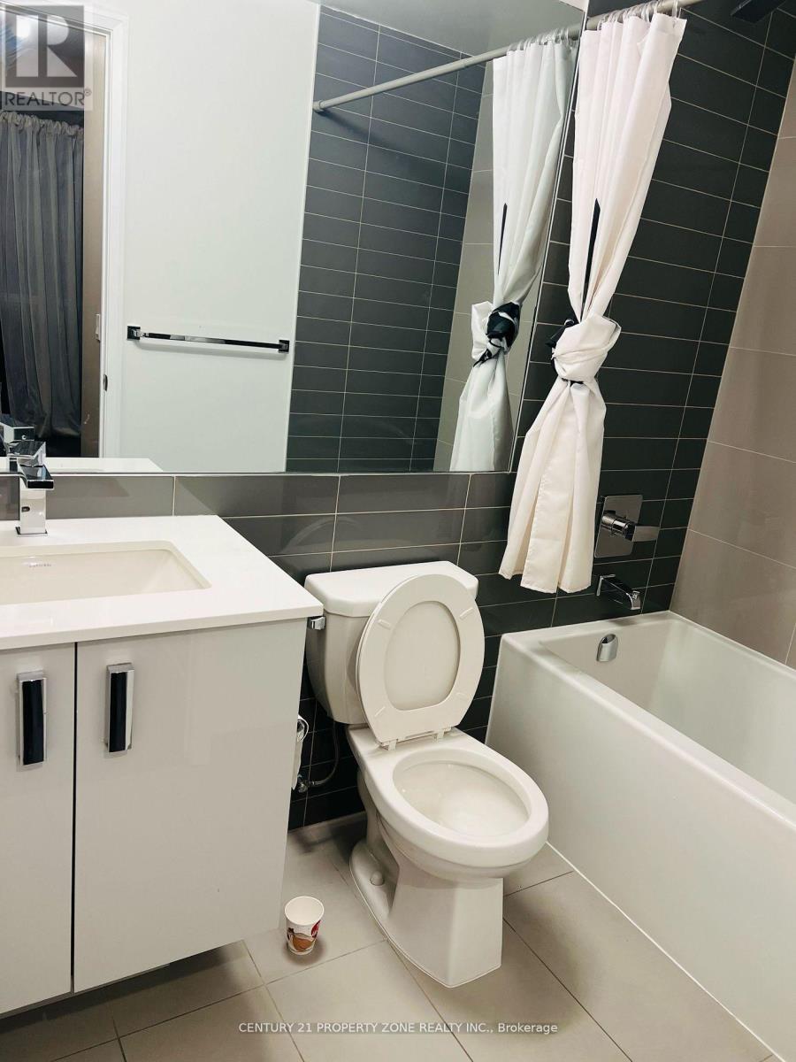 742 - 26 Gibbs Road, Toronto, Ontario  M9B 6L6 - Photo 7 - W12692758