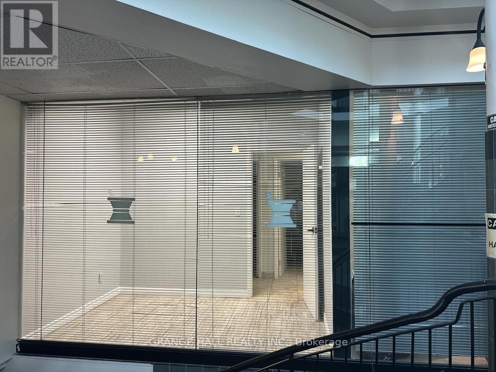 111a - 1649 Dufferin Street, Toronto, Ontario  M6H 4H5 - Photo 11 - W12692780