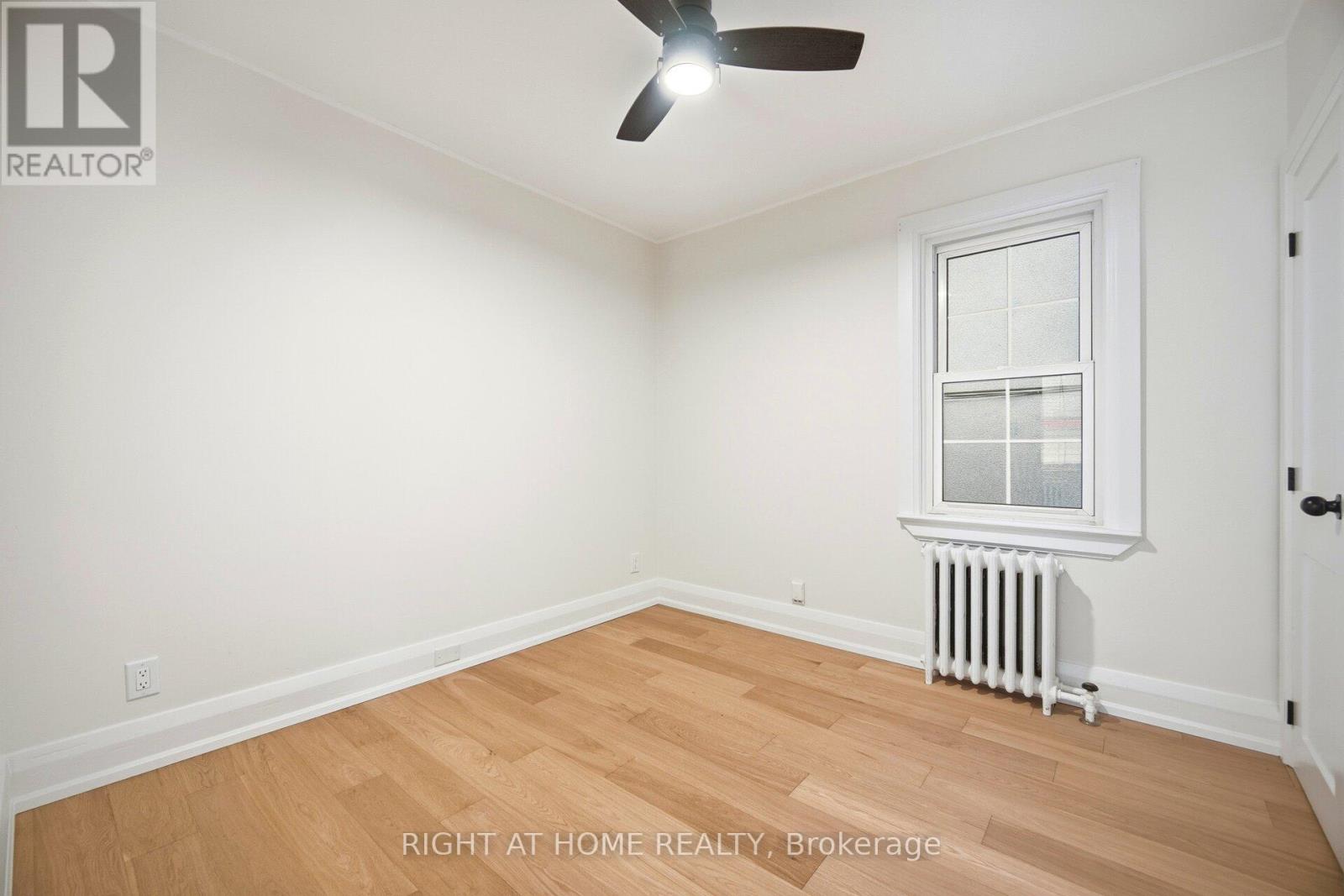 54 Thirty First Street, Toronto, Ontario  M8W 3E9 - Photo 19 - W12692786