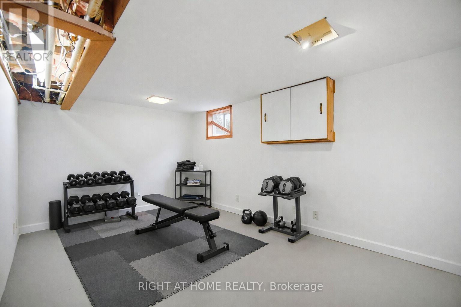 54 Thirty First Street, Toronto, Ontario  M8W 3E9 - Photo 36 - W12692786