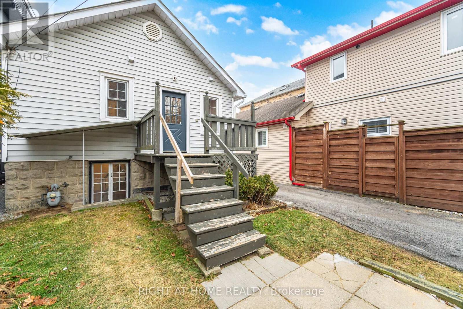 54 Thirty First Street, Toronto, Ontario  M8W 3E9 - Photo 41 - W12692786