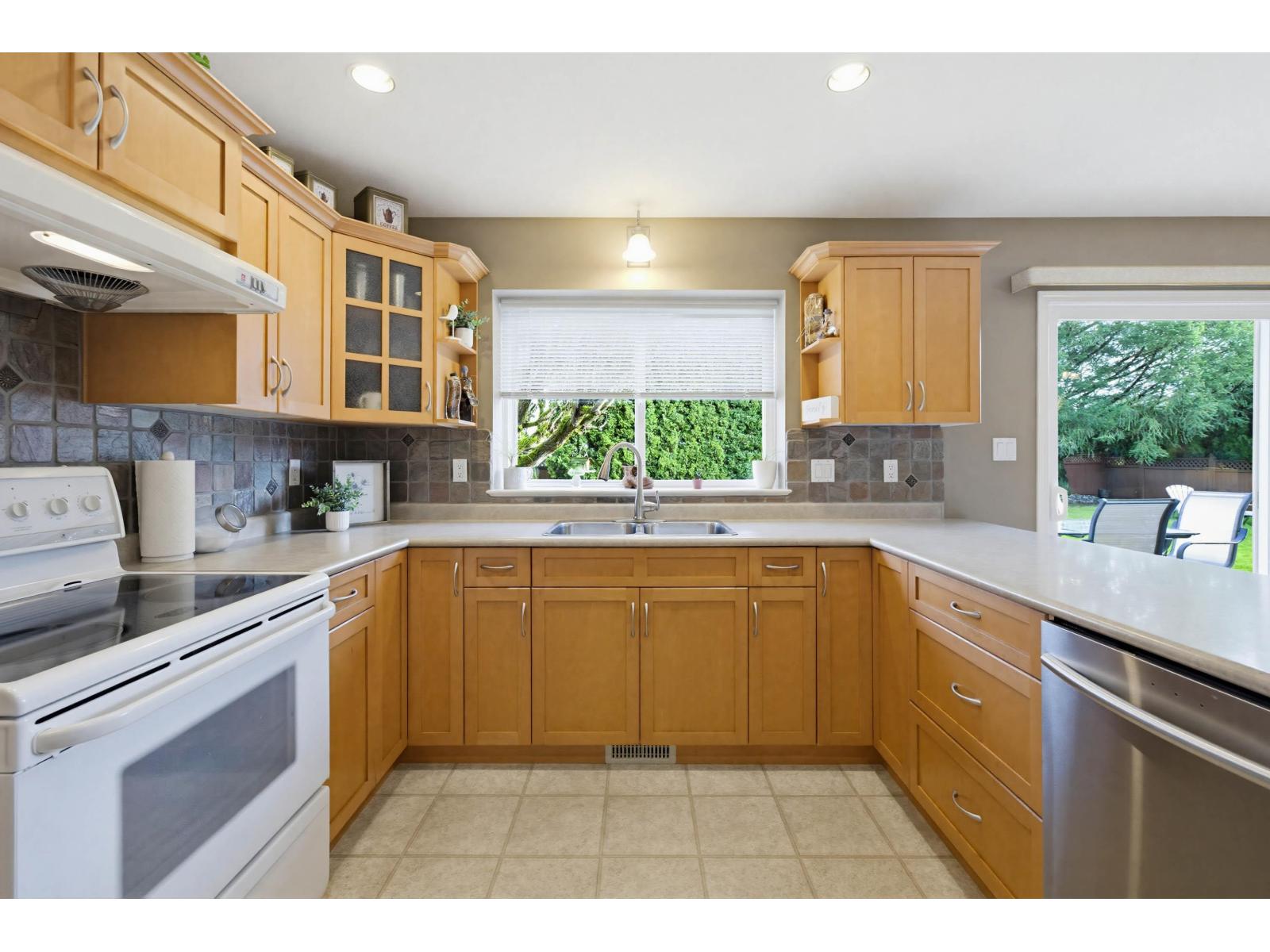 5098 214 Street, Langley, British Columbia  V3A 5B7 - Photo 15 - R3078814