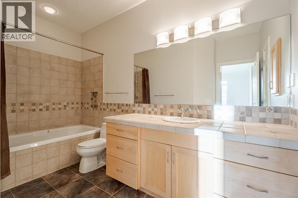 14 Discovery Woods Villas Sw, Calgary, Alberta  T3H 5A6 - Photo 27 - A2273726