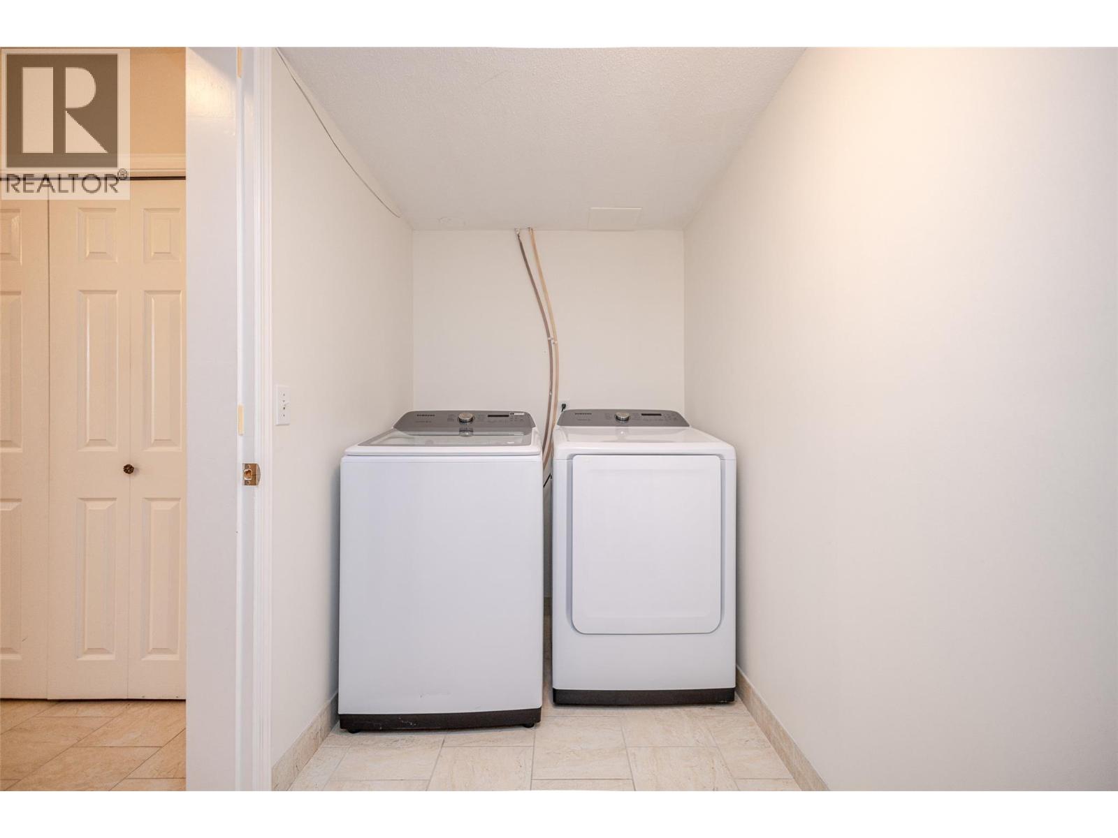 540 Klassen Road, Kelowna, British Columbia  V1X 7P3 - Photo 8 - 10372614