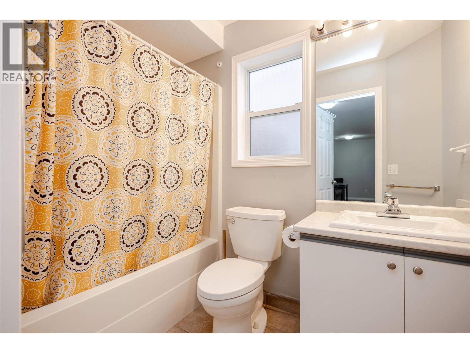 540 Klassen Road, Kelowna, British Columbia  V1X 7P3 - Photo 13 - 10372614