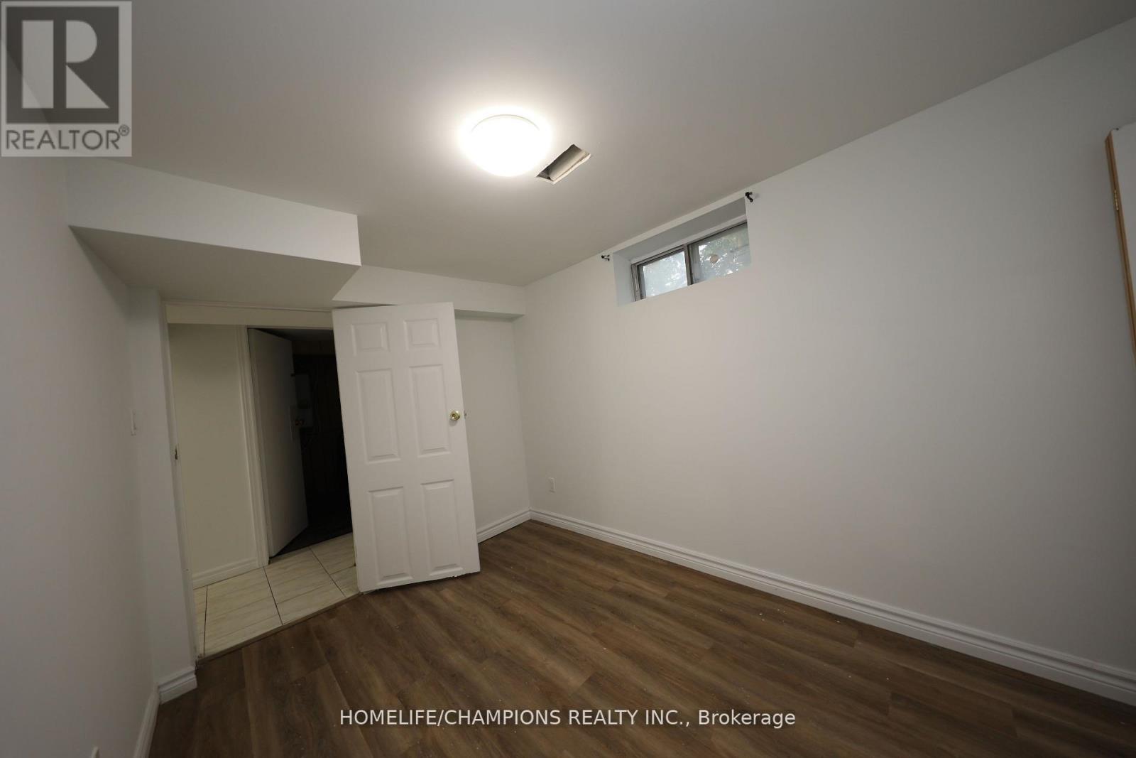 9 Stoney Creek Drive, Toronto, Ontario  M1E 3L2 - Photo 11 - E12692330