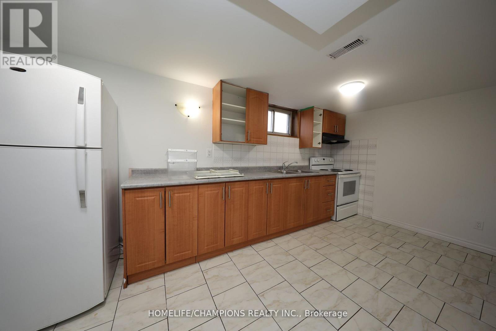 9 Stoney Creek Drive, Toronto, Ontario  M1E 3L2 - Photo 13 - E12692330