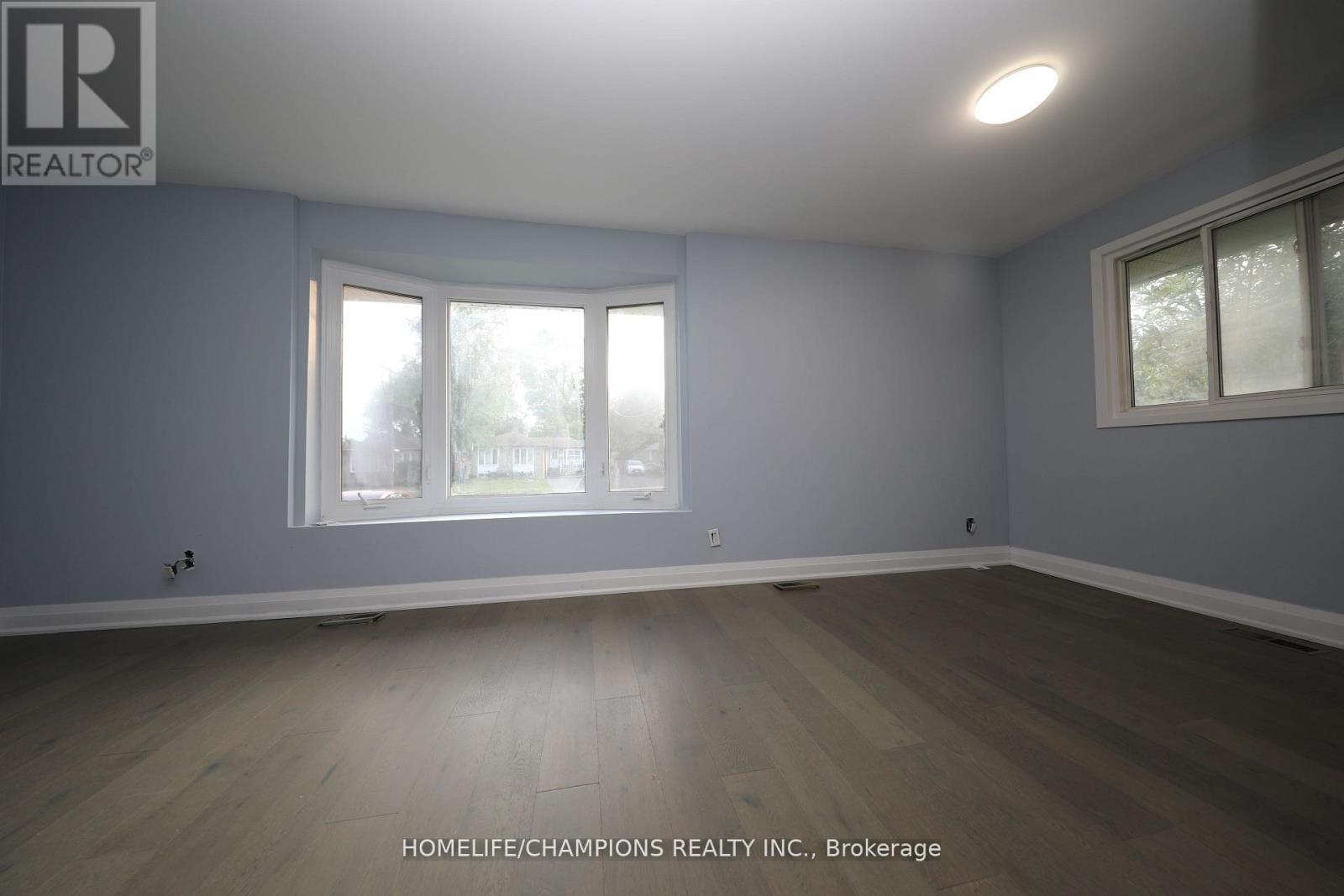 9 Stoney Creek Drive, Toronto, Ontario  M1E 3L2 - Photo 3 - E12692330