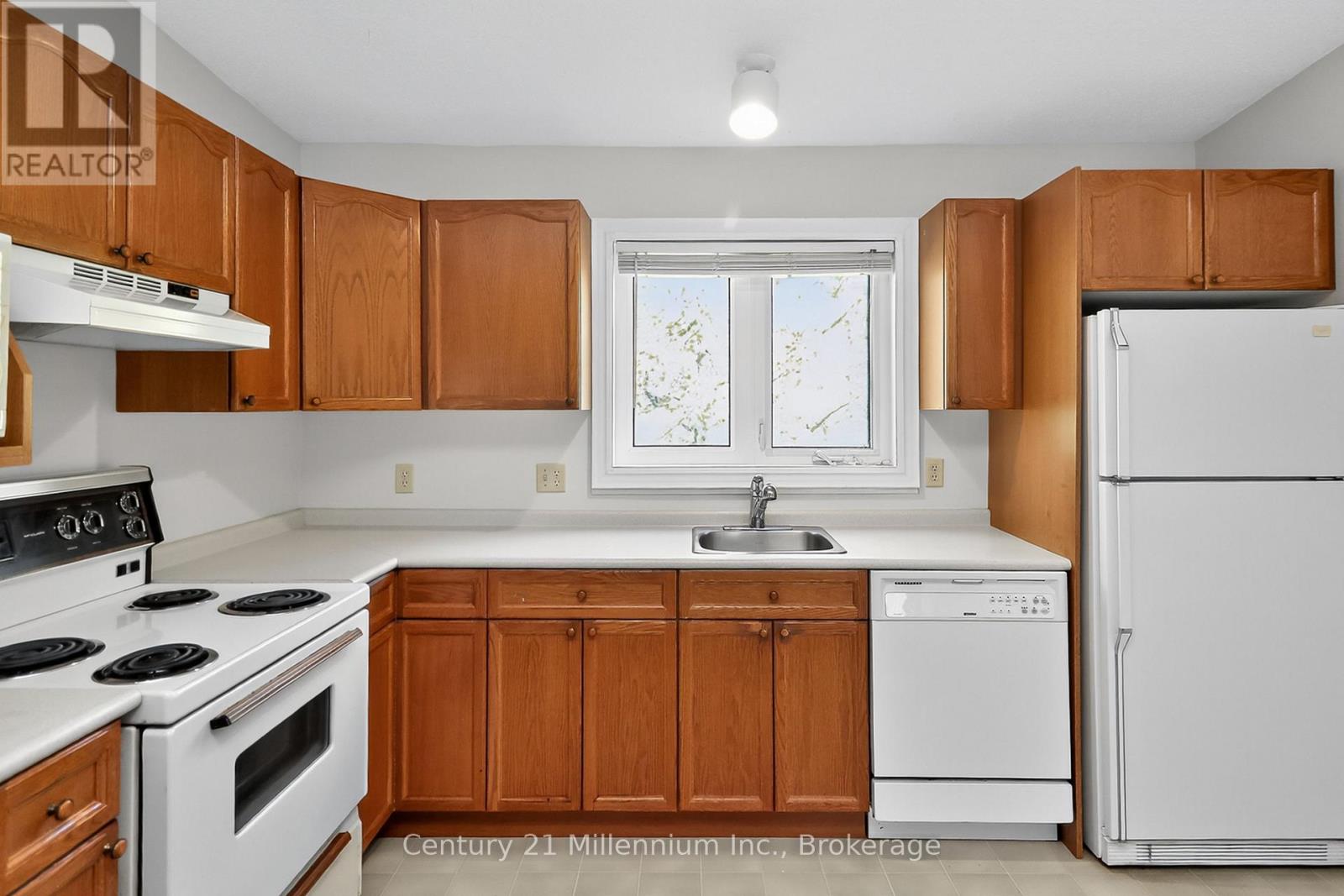 524 Oxbow Crescent, Collingwood, Ontario  L9Y 5B4 - Photo 3 - S12692918