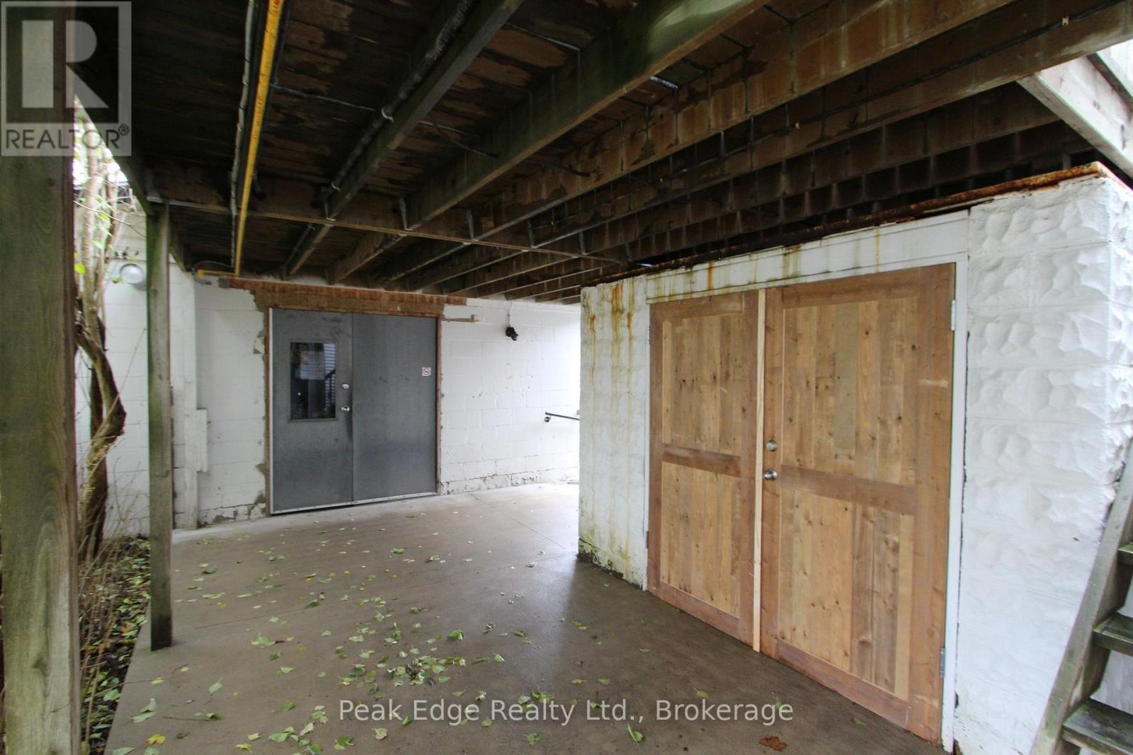 209 10th Street, Hanover, Ontario  N4N 1N8 - Photo 24 - X12692858