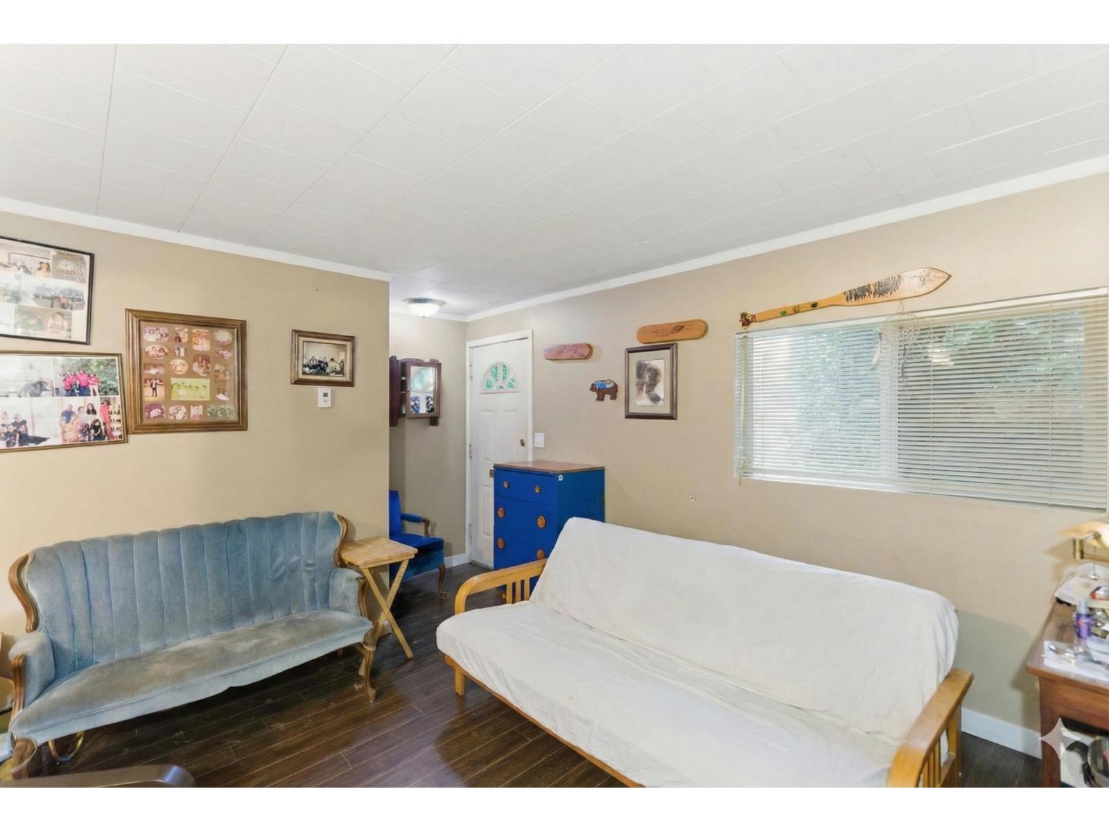 33219 7 Avenue, Mission, British Columbia  V2V 2E2 - Photo 3 - R3077754