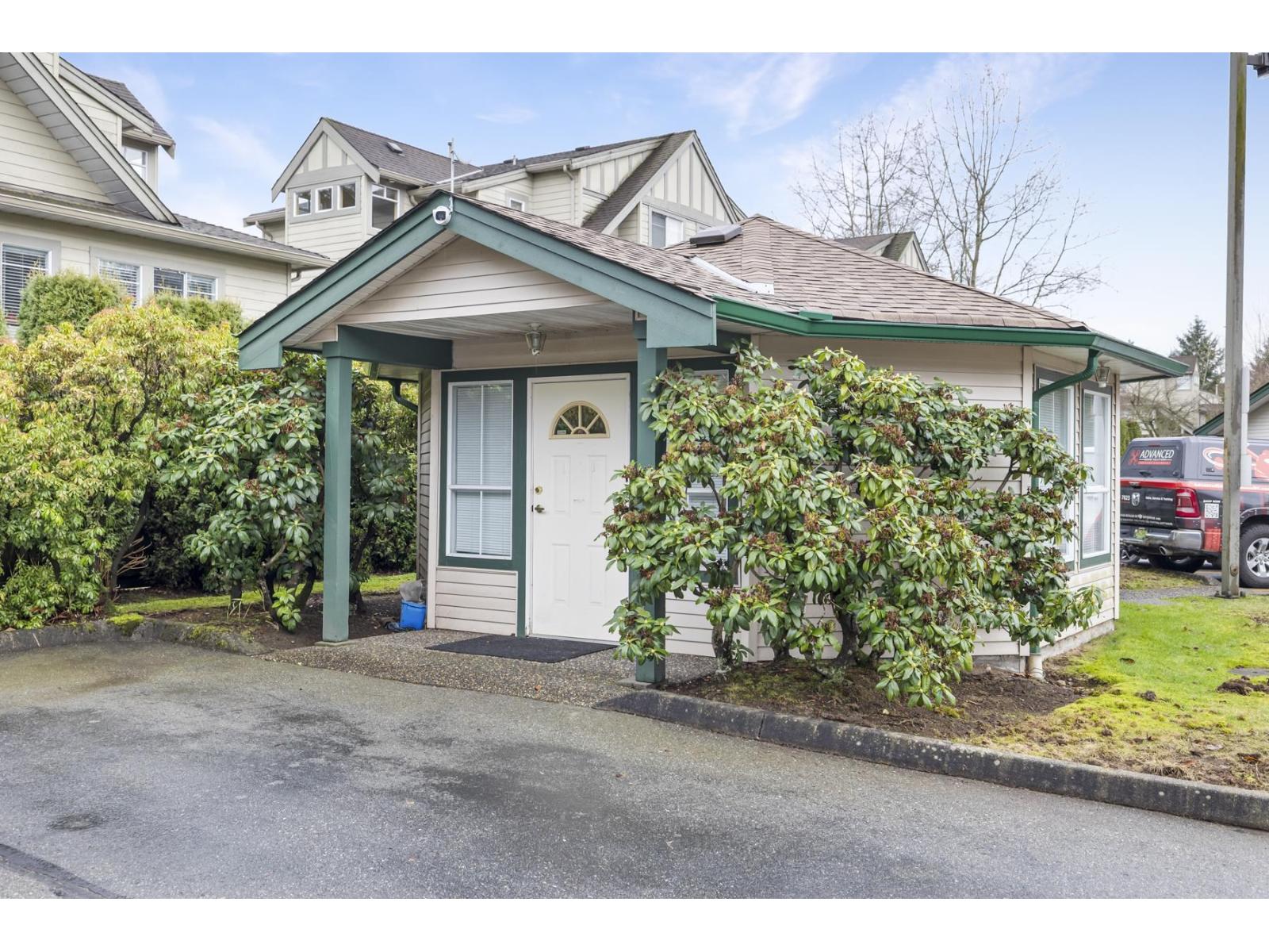 109 10250 155a Street, Surrey, British Columbia  V3R 4K5 - Photo 34 - R3079125