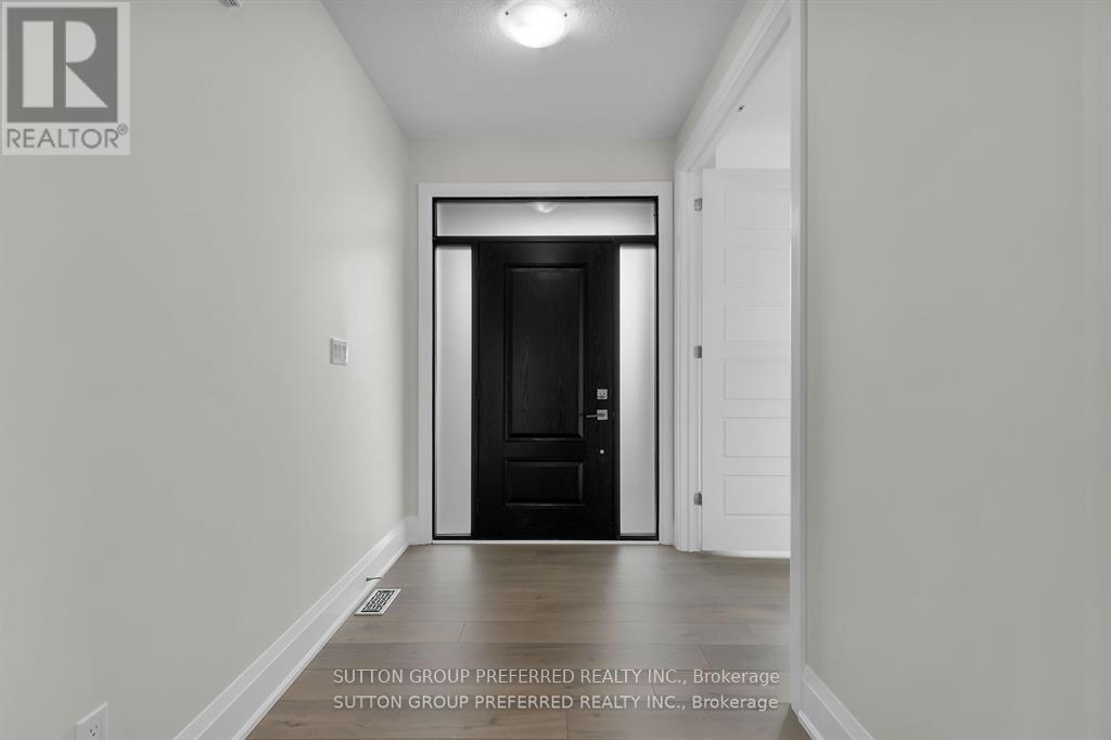 1 Bouw Place, Dutton/dunwich, Ontario  N0L 1J0 - Photo 3 - X12692968