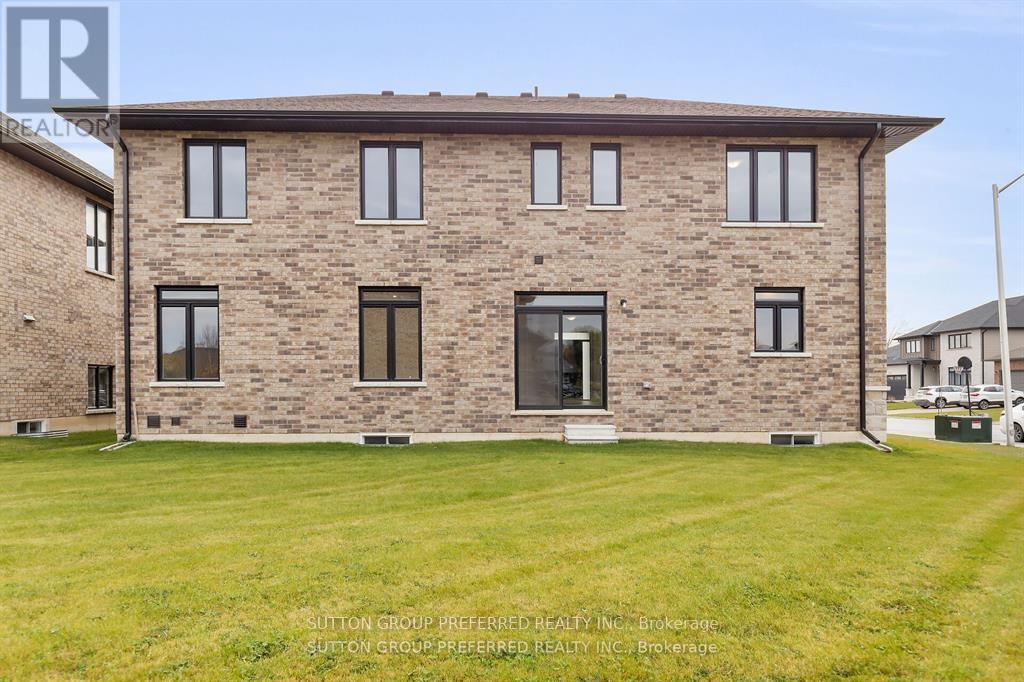 1 Bouw Place, Dutton/dunwich, Ontario  N0L 1J0 - Photo 38 - X12692968