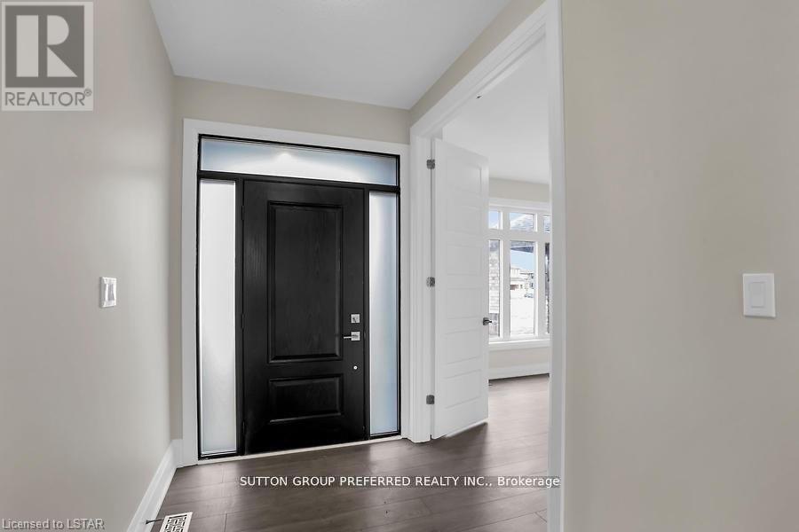 252 Leitch Street, Dutton/dunwich, Ontario  N0L 1J0 - Photo 2 - X12692974