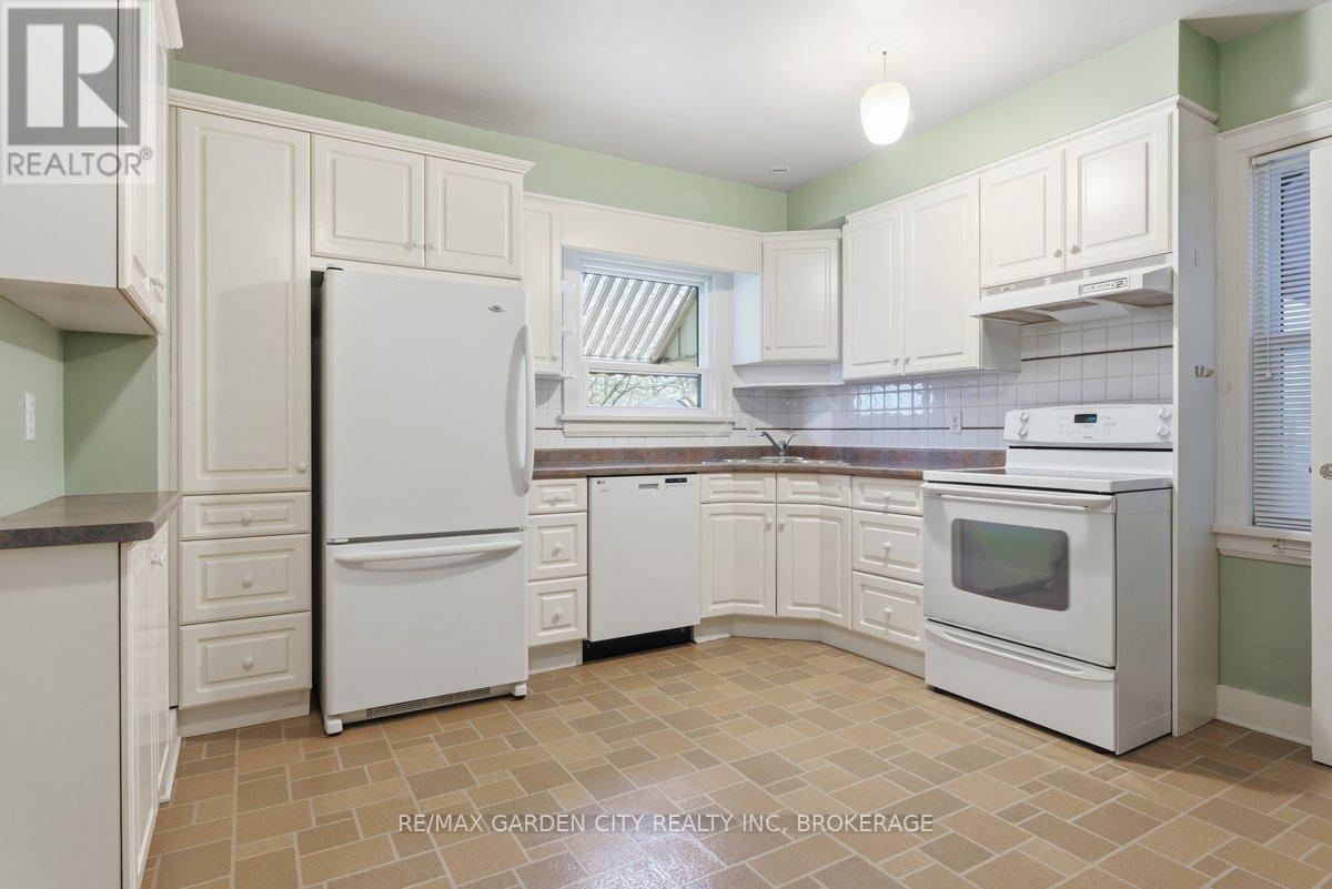 1509 Haist Street N, Pelham, Ontario  L0S 1E0 - Photo 10 - X12690448