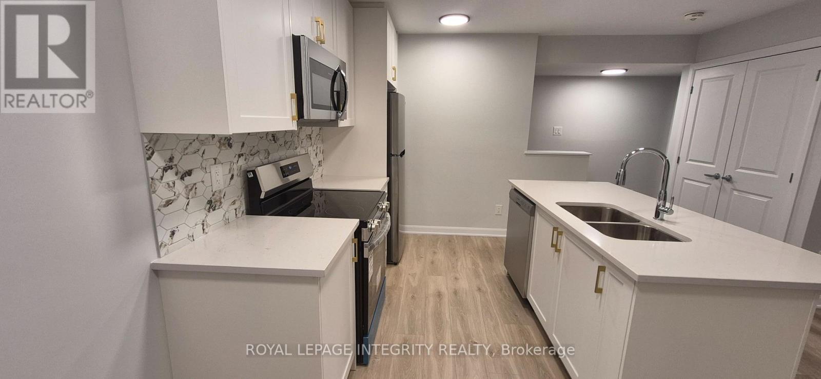 8 - 401 Glenroy Gilbert Drive, Ottawa, Ontario  K2J 7N7 - Photo 3 - X12692834