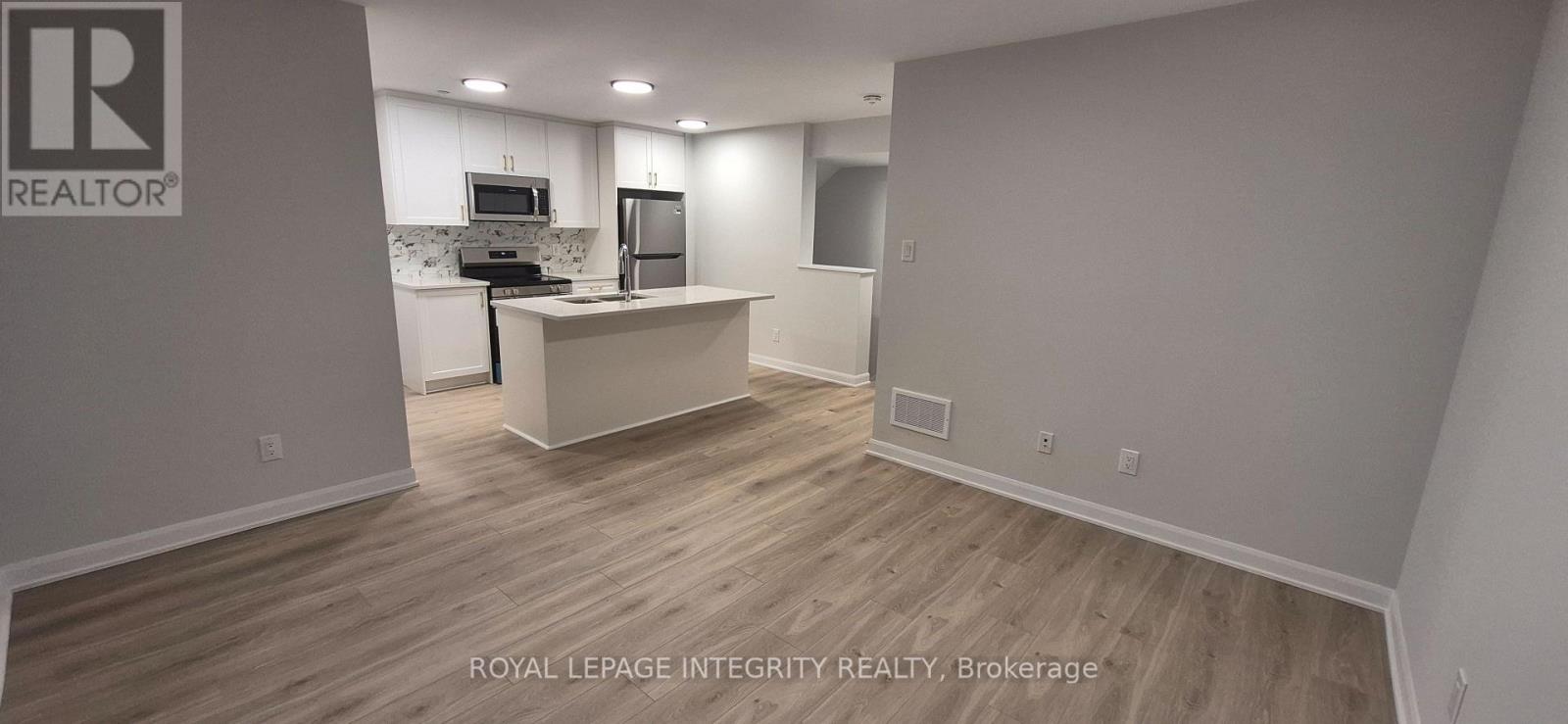 8 - 401 Glenroy Gilbert Drive, Ottawa, Ontario  K2J 7N7 - Photo 6 - X12692834