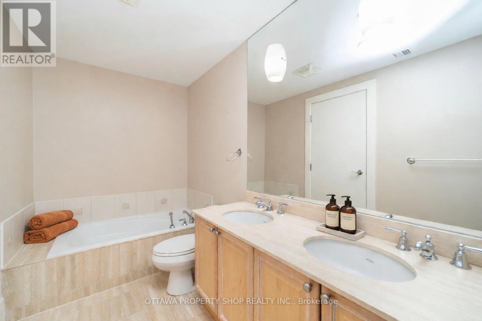 403 - 700 Sussex Drive, Ottawa, Ontario  K1N 1K4 - Photo 15 - X12692868