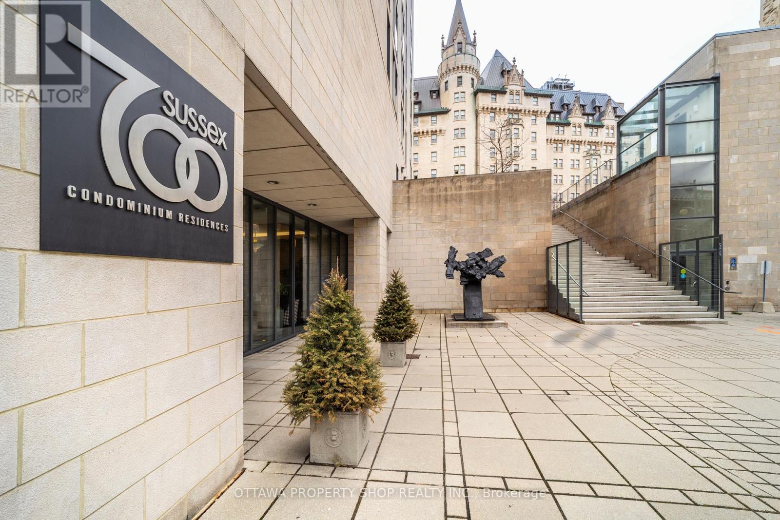 403 - 700 Sussex Drive, Ottawa, Ontario  K1N 1K4 - Photo 3 - X12692868