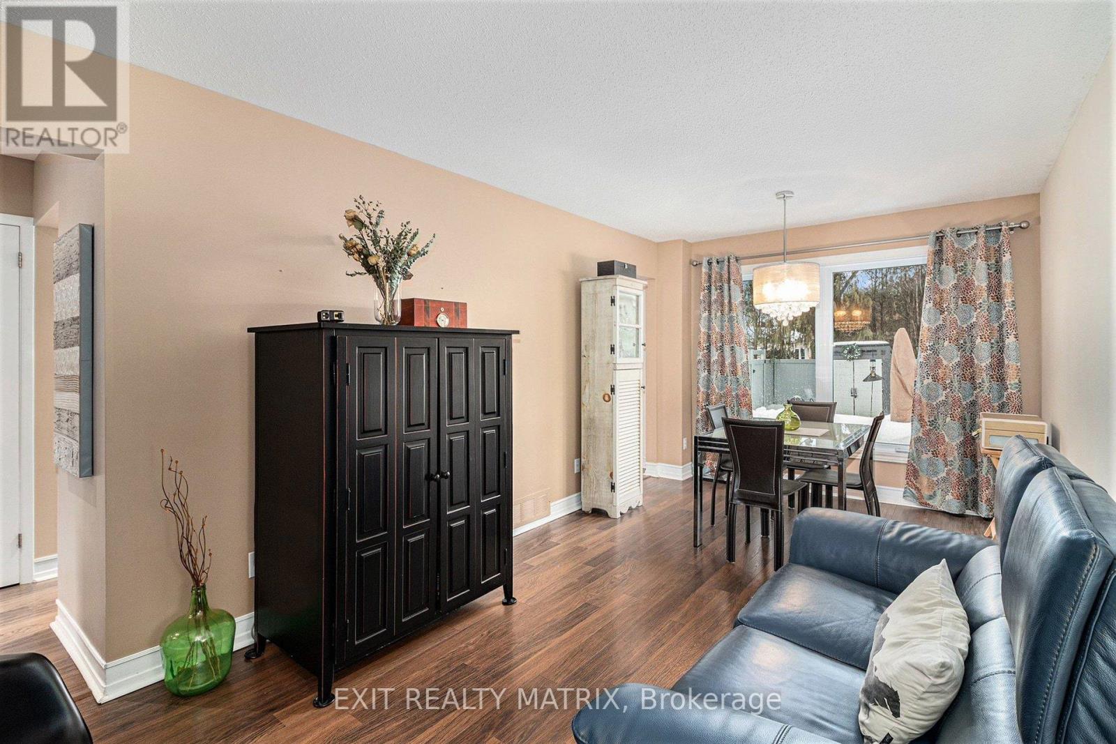 813 Clearcrest Crescent, Ottawa, Ontario  K4A 3E8 - Photo 8 - X12692996