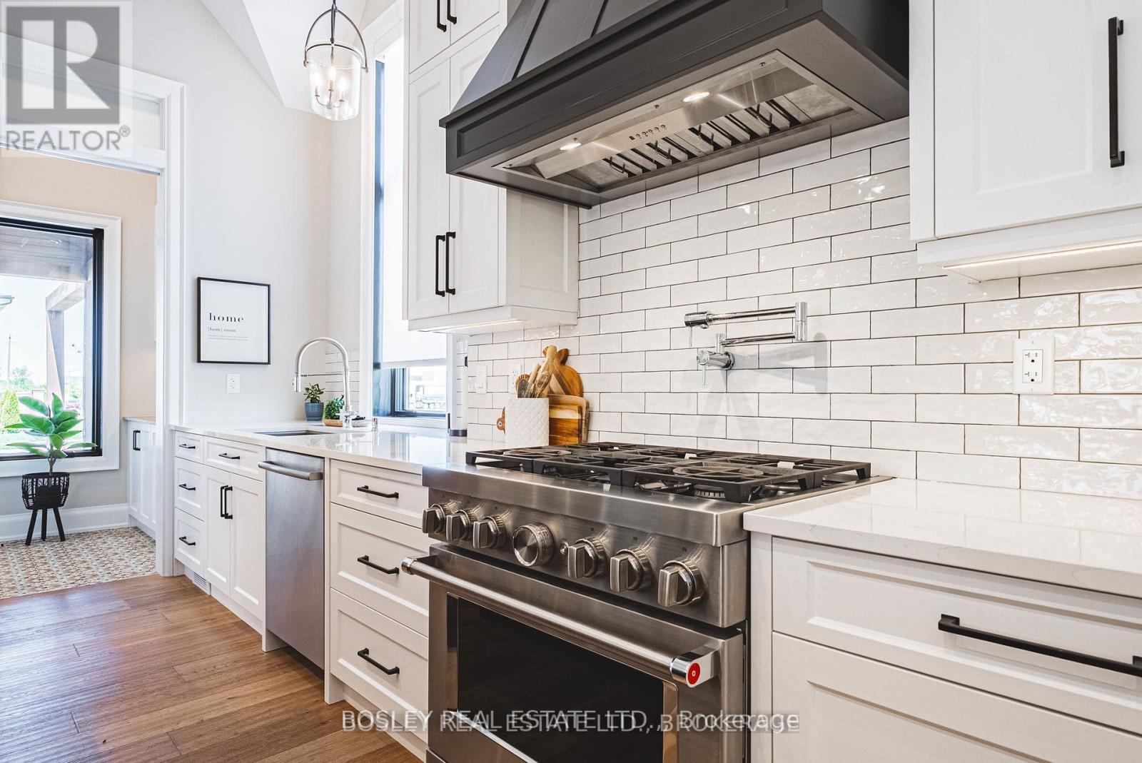 110 Millpond Road, Niagara-On-The-Lake (St. Davids), Ontario  L0S 1J1 - Photo 6 - X12693008