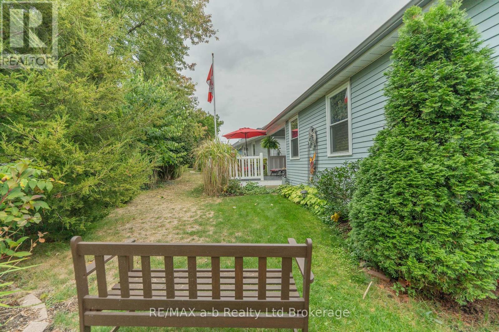 53 Hawkins Crescent, Tillsonburg, Ontario  N4G 5K6 - Photo 24 - X12692898