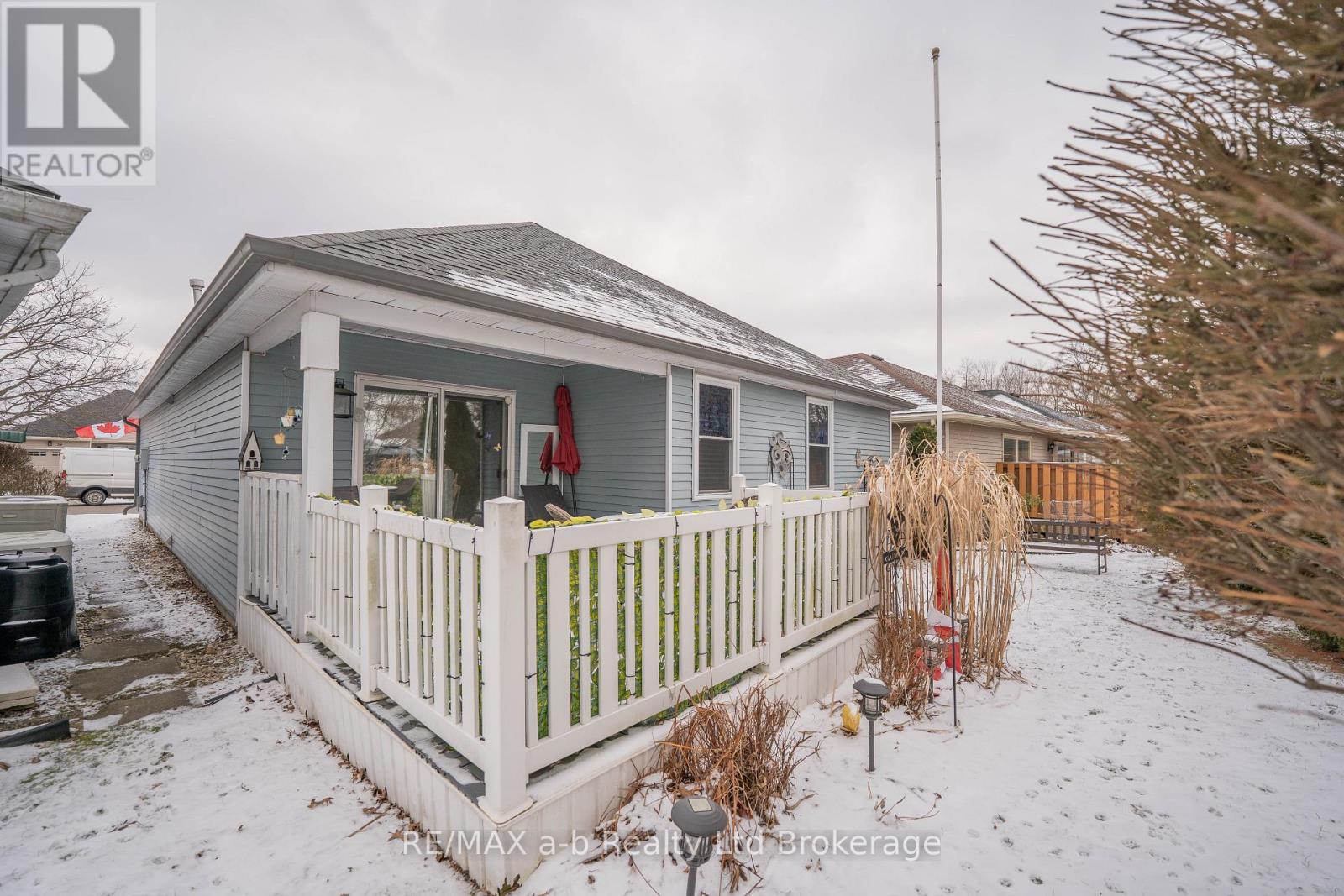 53 Hawkins Crescent, Tillsonburg, Ontario  N4G 5K6 - Photo 30 - X12692898