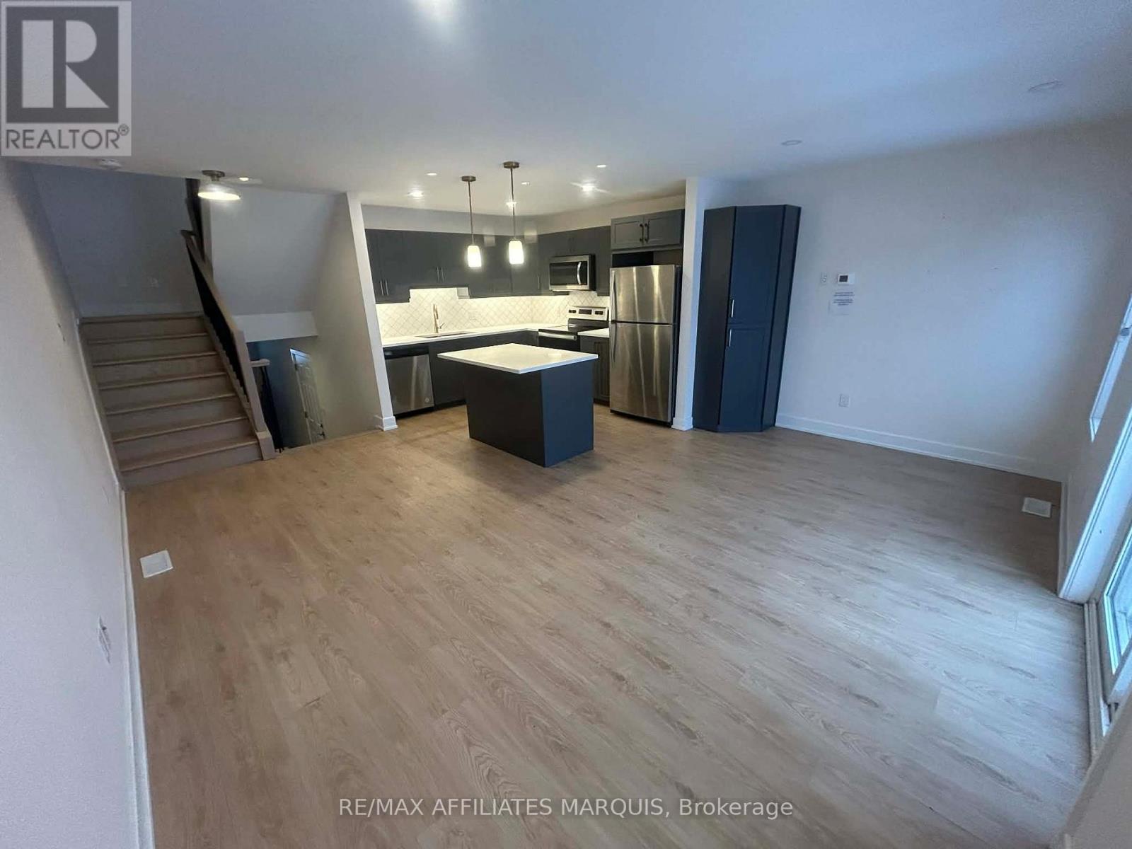 62 Staples Boulevard, Smiths Falls, Ontario  K7A 0A5 - Photo 13 - X12509428