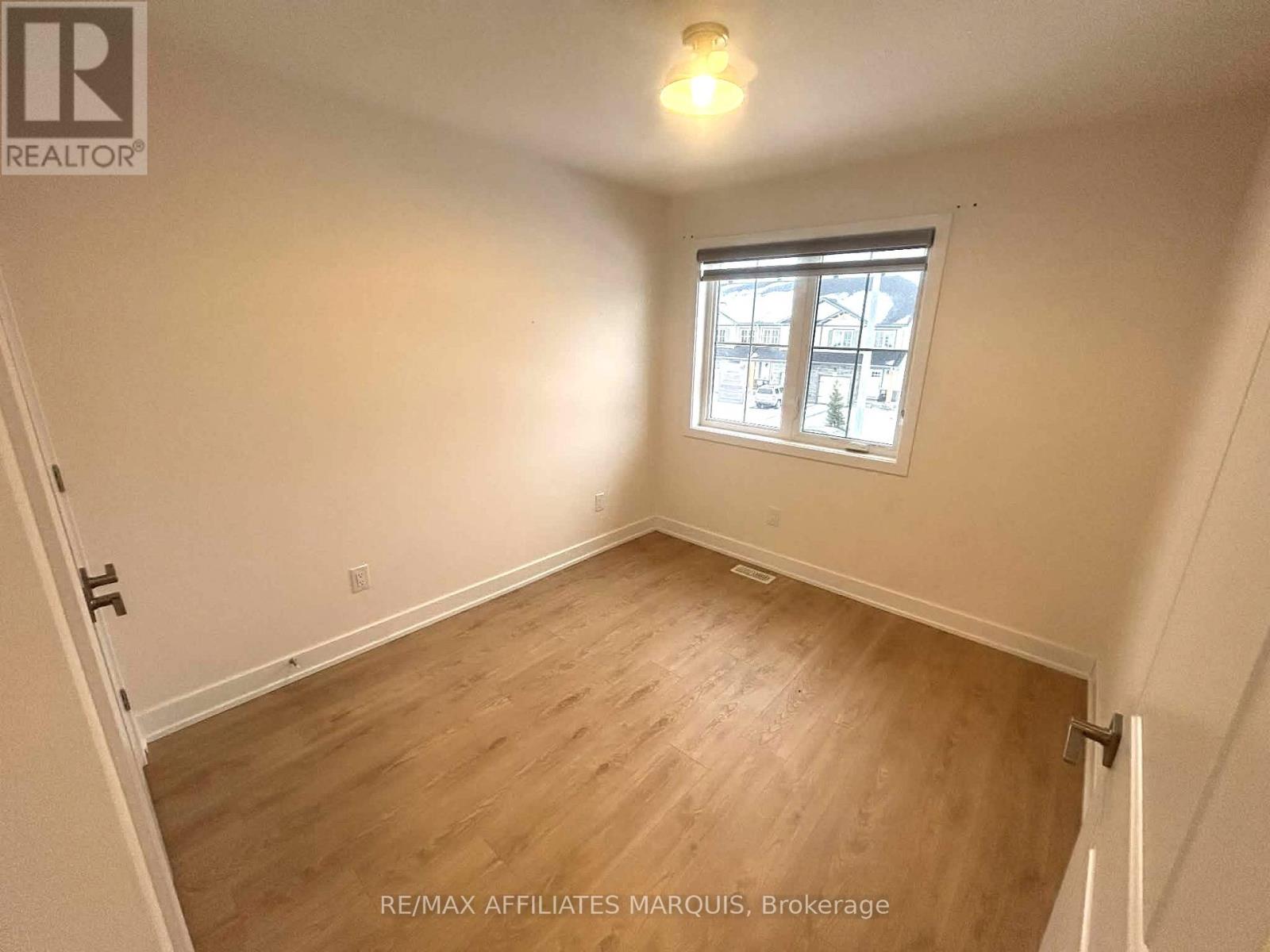 62 Staples Boulevard, Smiths Falls, Ontario  K7A 0A5 - Photo 7 - X12509428