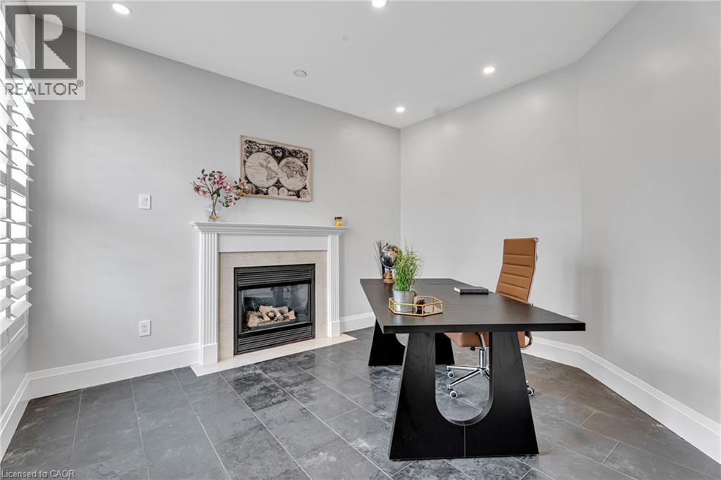 120 Davidson Boulevard, Dundas, Ontario  L9H 7M5 - Photo 6 - 40784318