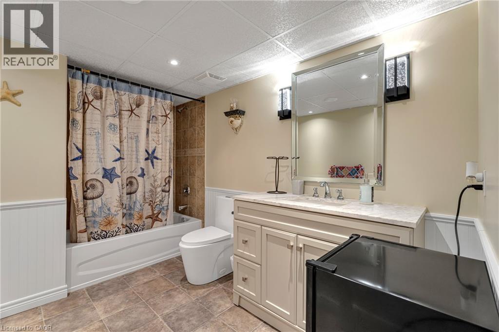 120 Davidson Boulevard, Dundas, Ontario  L9H 7M5 - Photo 42 - 40784318