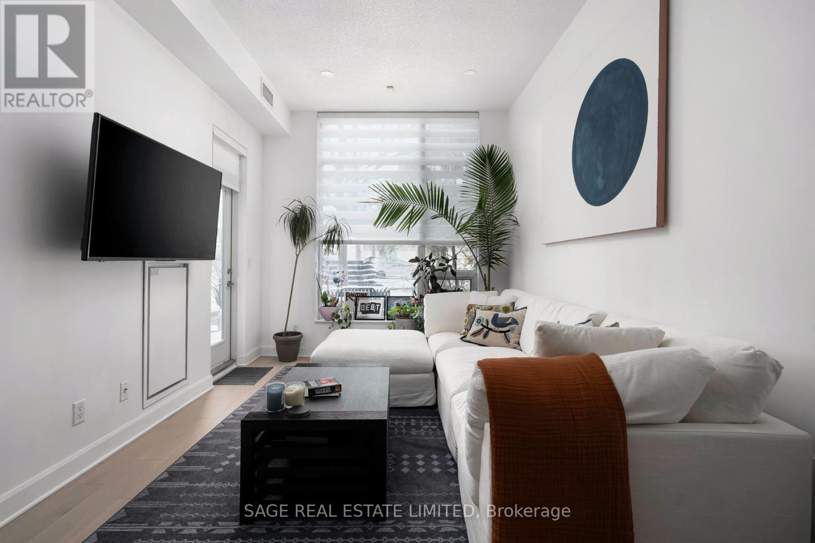 108 - 231 Fort York Boulevard, Toronto, Ontario  M5V 1B2 - Photo 11 - C12692876