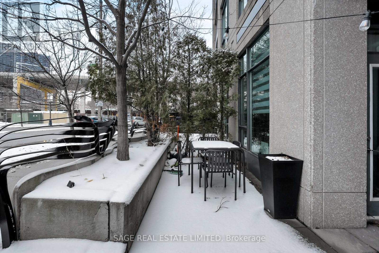 108 - 231 Fort York Boulevard, Toronto, Ontario  M5V 1B2 - Photo 24 - C12692876