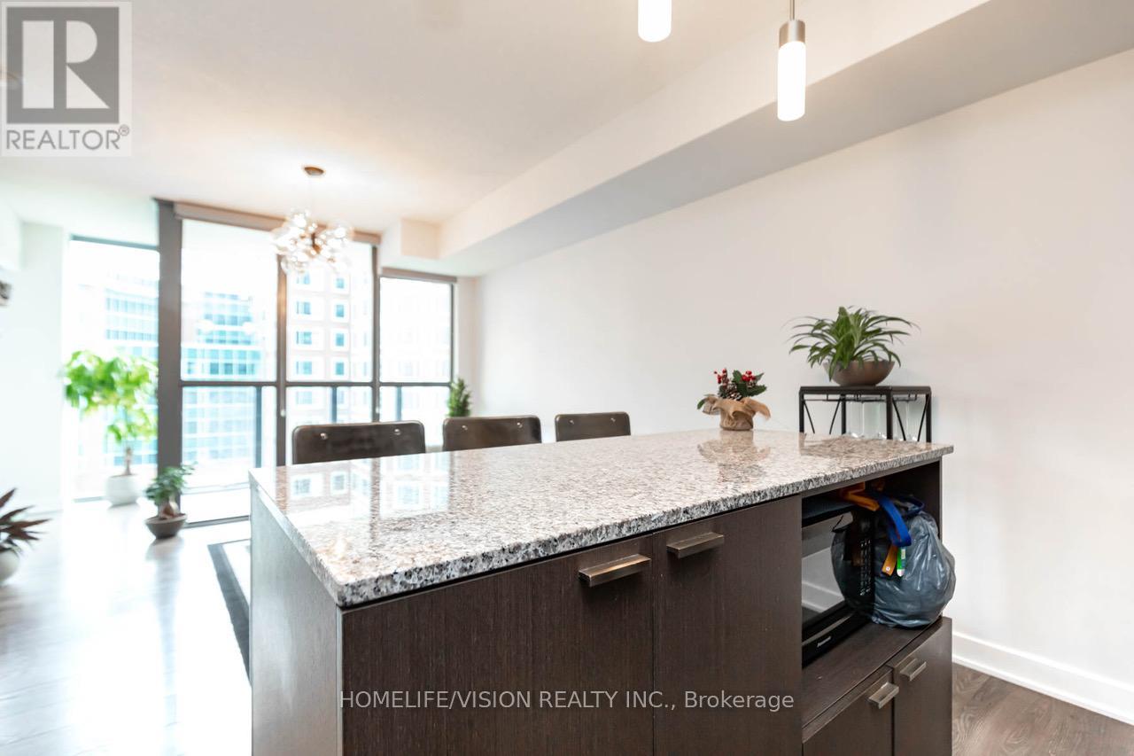1009 - 110 Charles Street E, Toronto, Ontario  M4Y 1T5 - Photo 10 - C12692896