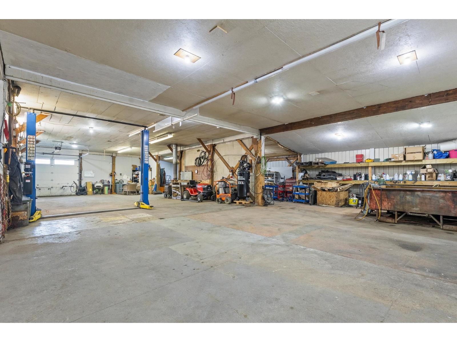 41960 Keith Wilson Road, Greendale, Sardis - Greendale, British Columbia  V2R 4B2 - Photo 38 - R3078832