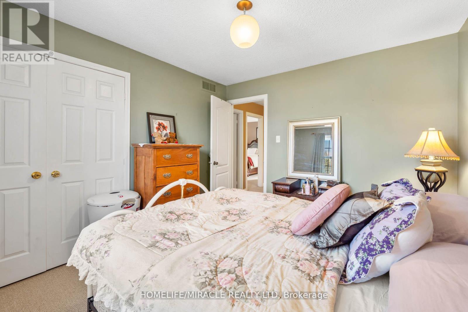 73 Garrard Road, Whitby, Ontario  L1N 3K4 - Photo 14 - E12693002